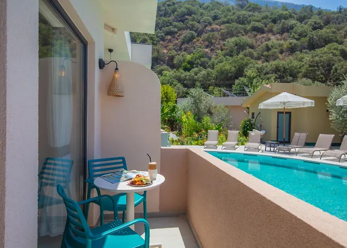 Z Exclusive Hotel And Villas