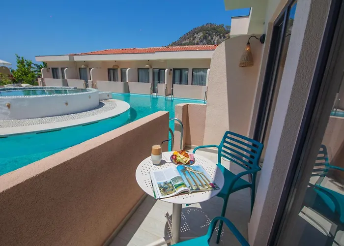 Z Exclusive Hotel And Villas